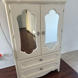 General cabinet