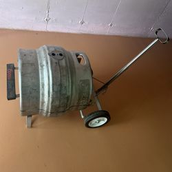 Coors Light 1/4 Keg Charcoal Grill