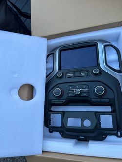 2022 Chevrolet Silverado 1500 LTD Truck Center Console Infotainment Panel