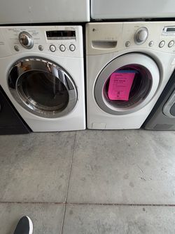 LG Front Load Washer and Dryer Set PICK UP ONLY