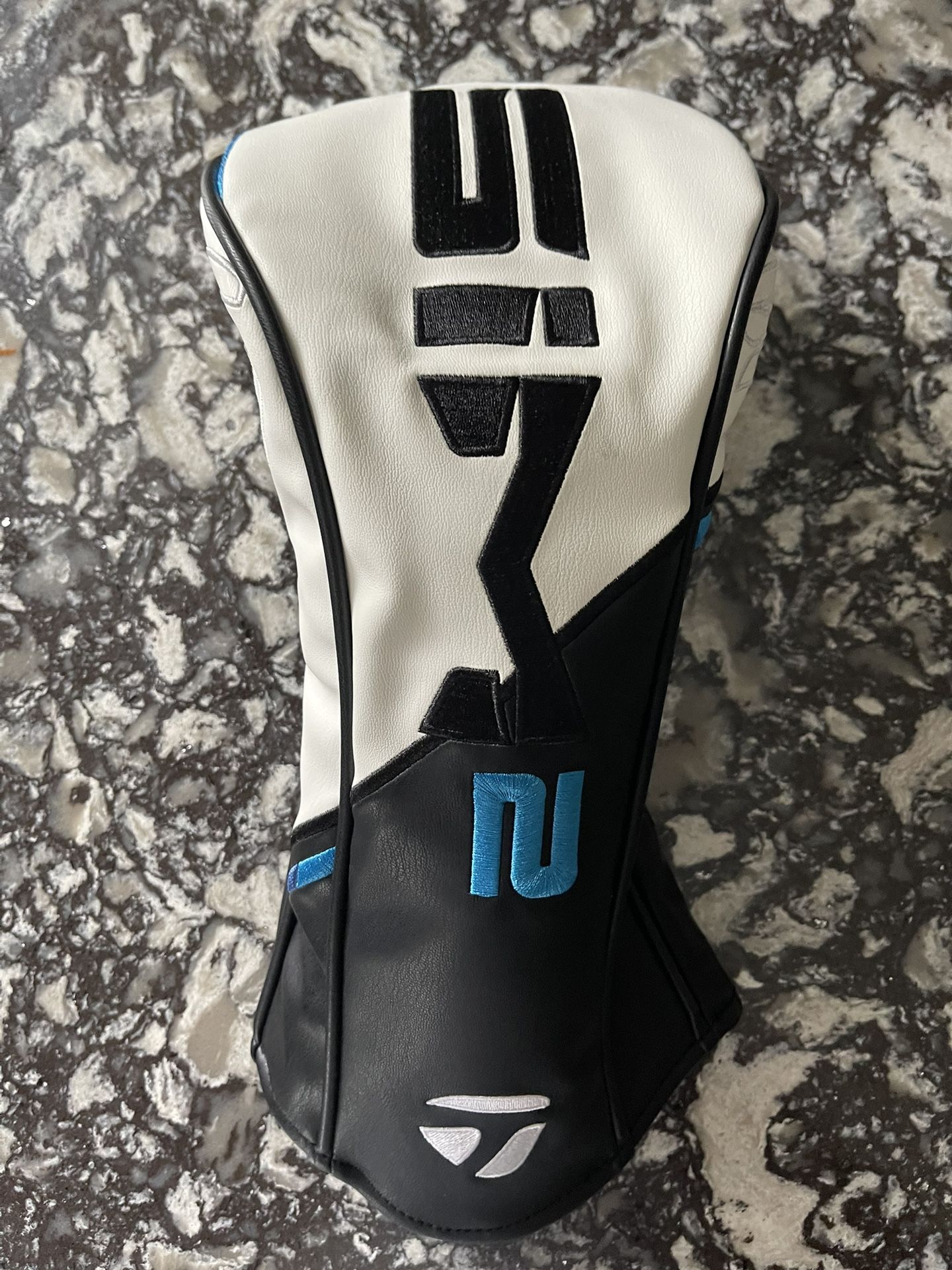 Taylormade SIM2 Driver Cover