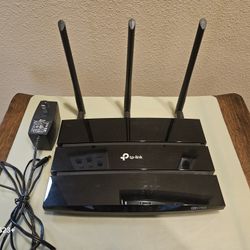Tp-link.  Wireless Dual Band Router