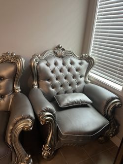 Classic style furniture