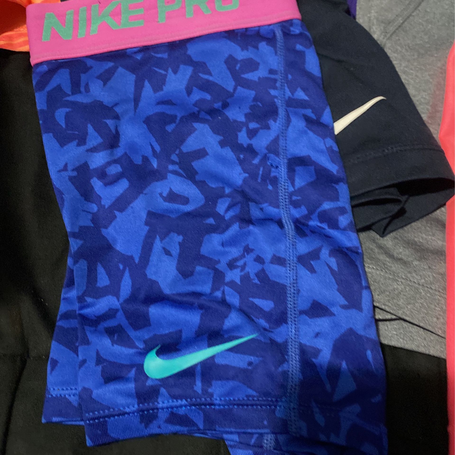 Nike Pro Combat Compression Tank Top for Sale in Whittier, CA - OfferUp