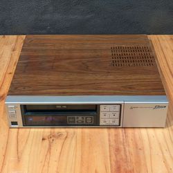 1980s Zenith 4-Head VHS HQ VCR Player Woodgrain Case, Tested & Working