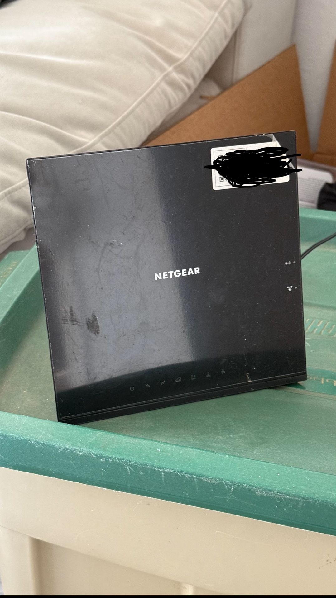 NETGEAR AC1600 WiFi cable modem router