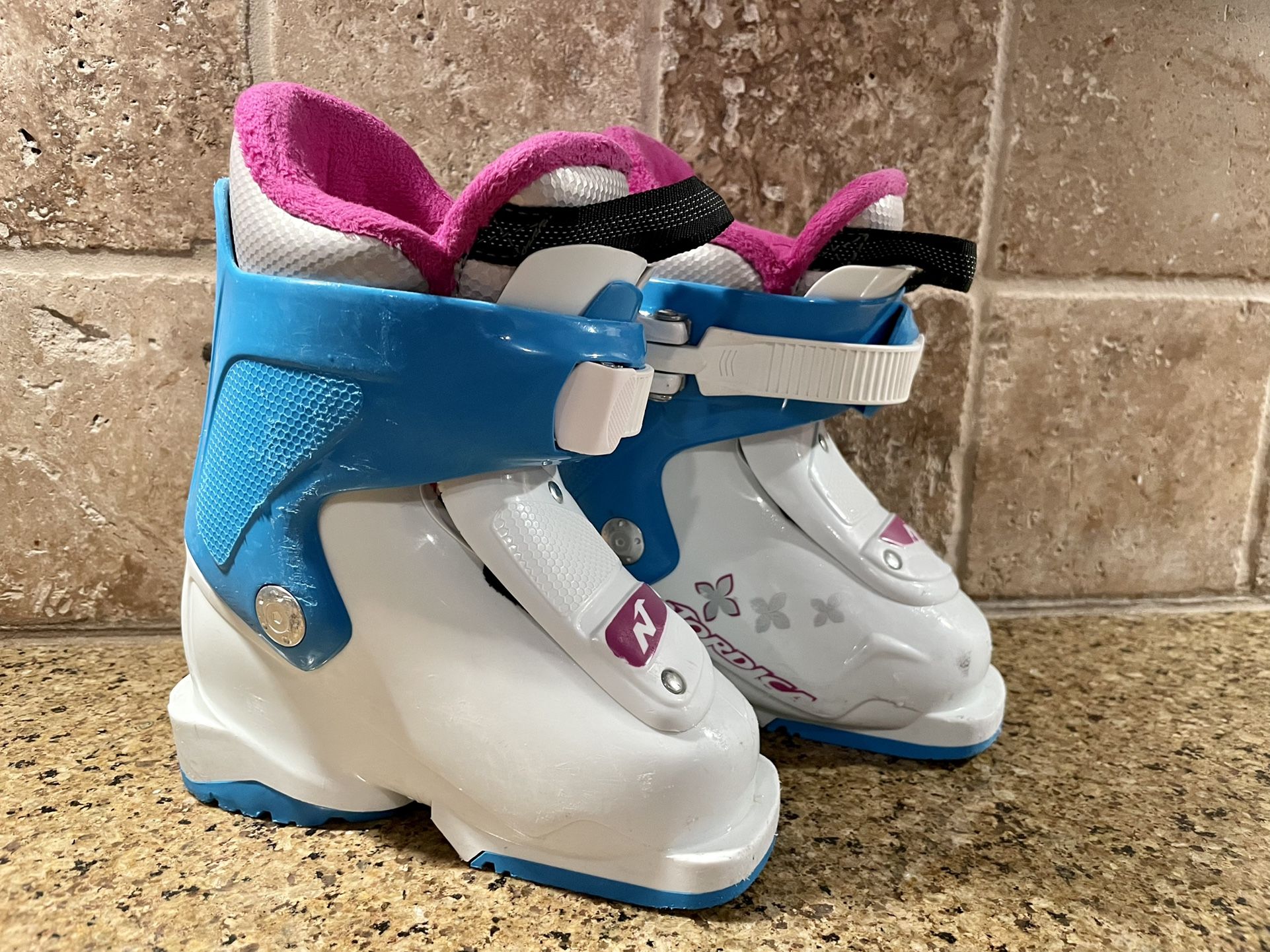 PENDING - Kids Ski Boots - Nordica Little Belle - Size 14.5