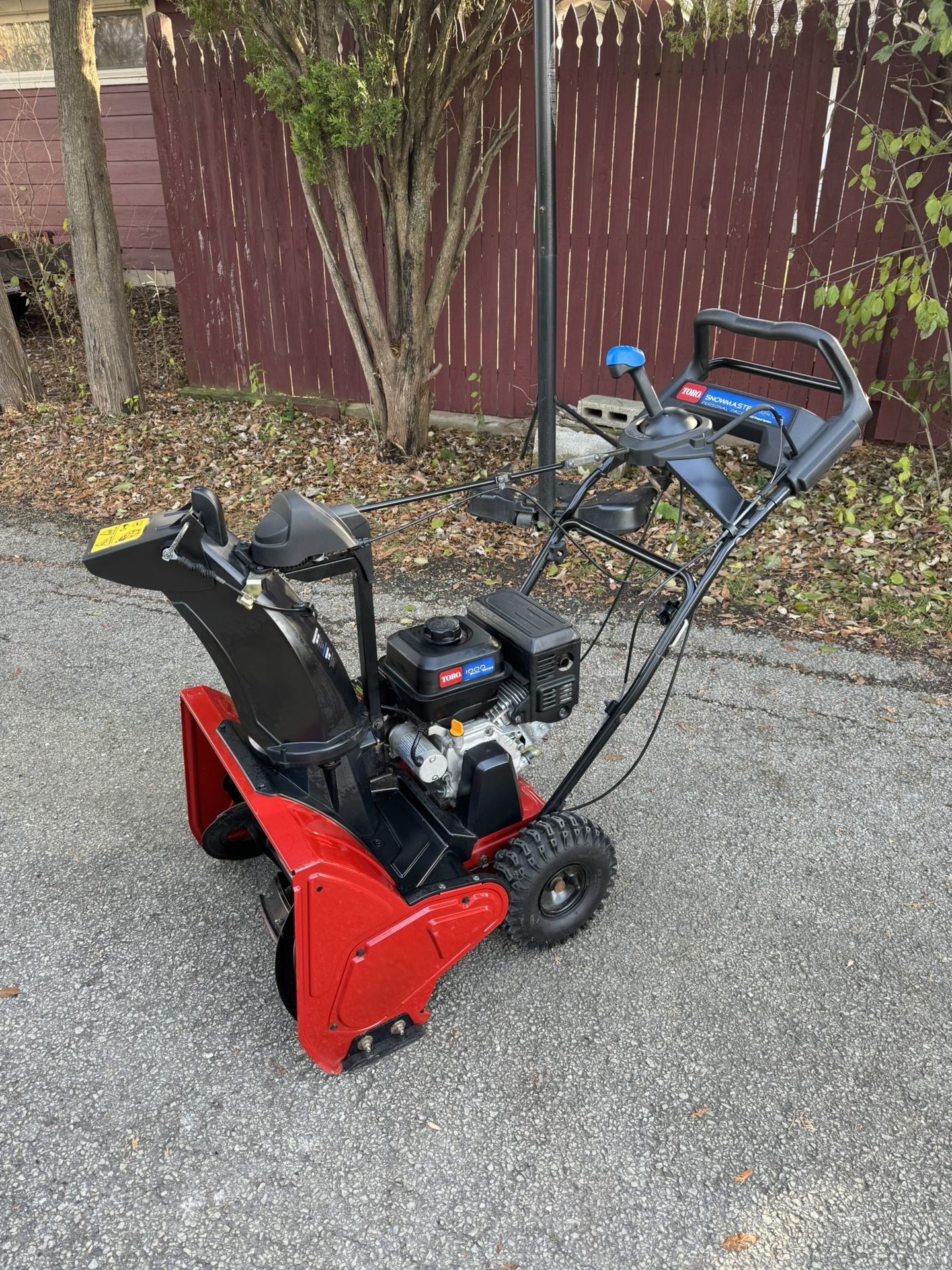 TORO SNOWMASTER® 724 OXE PERSONAL PACEI Self-Propel System