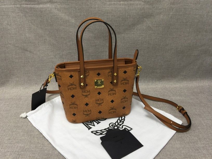 MCM Aren Top-Zip Shopper in Visetos Size Mini