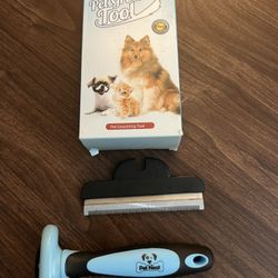Pet Grooming Tool. 