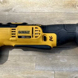 DeWalt 20V Max 90 Degree drill