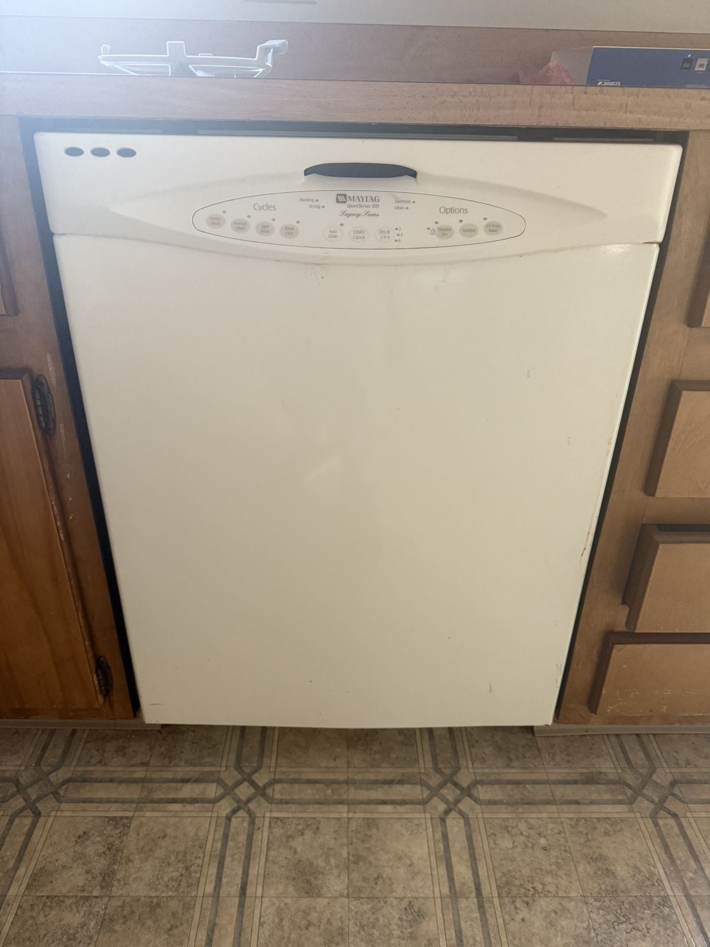 Whirlpool Dishwasher