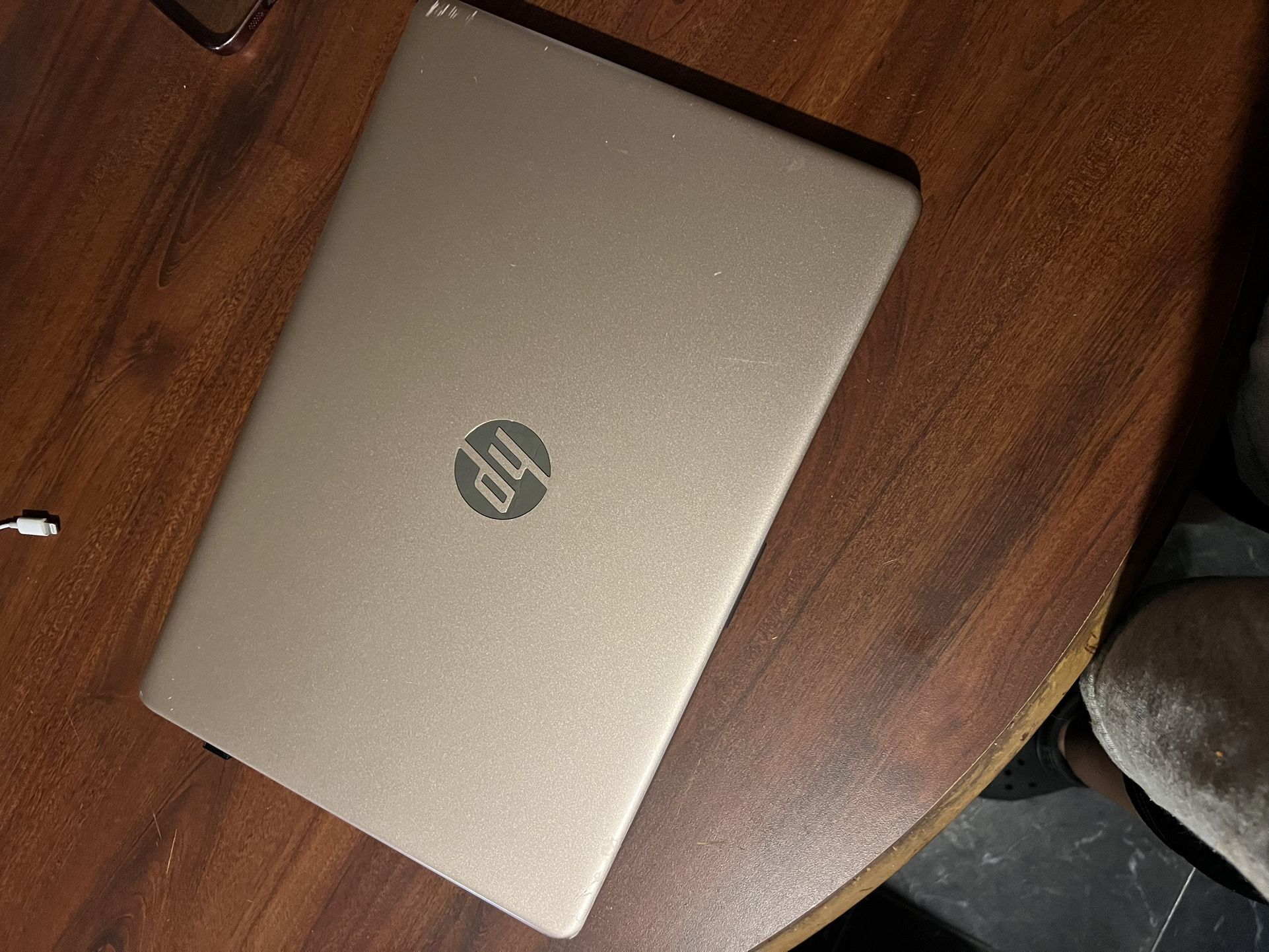 Hp laptop w/ mouse