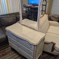 Small Antique Looking Dresser 60 obo