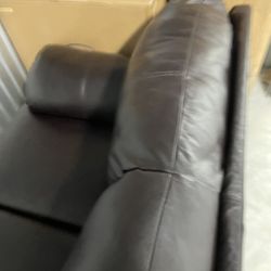 Free Couch 