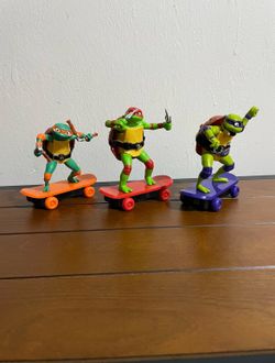 TMNT Sewer Shredders Mutant Mayham Skateboard Set Of 3