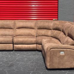 MODULAR SECTIONAL SOFA W 3 POWER RECLINERS & ADJUSTABLE HEADREST - delivery is negotiable