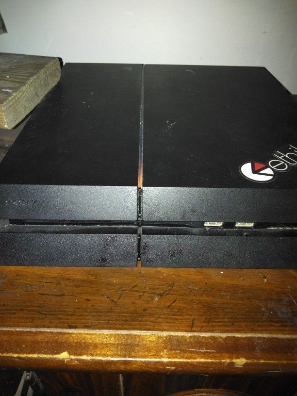 PS4 With Control And Need For Speed Heats