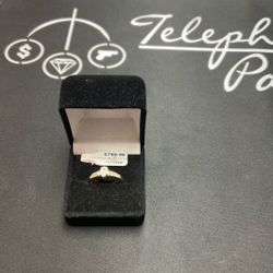 Woman’s Diamond Ring