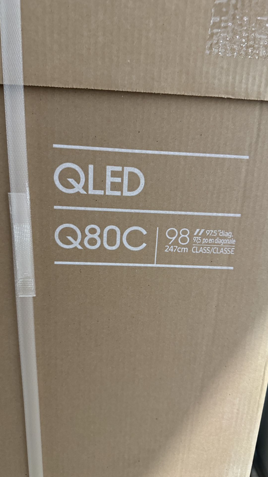 Samsung 98” QLED UHD TV Q80C 4K Smart TV