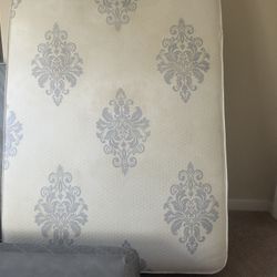 Queen Mattress With Box 