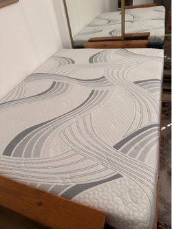 Brand new memory foam mattress