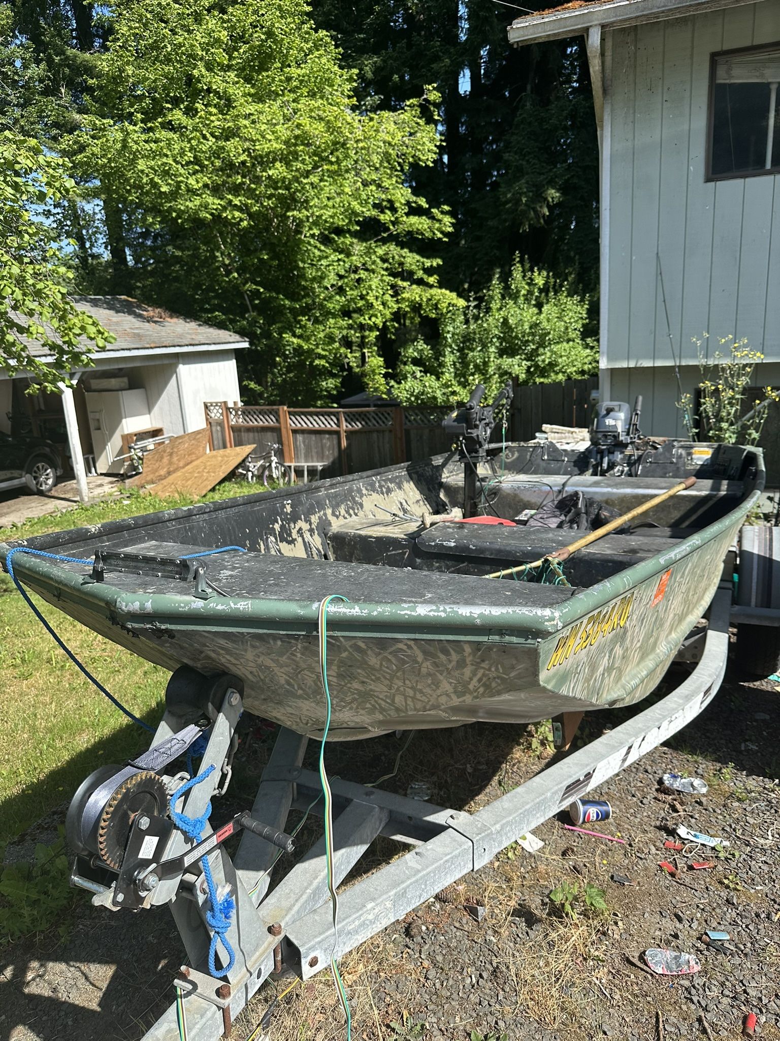 14.5’ Lowe With Yamaha 15hp Tiller Handle Outboard