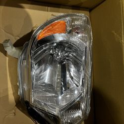 Eagle Eye Tacoma Right Headlight 
