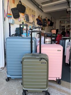 Front open have laptop luggage