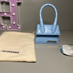 JACQUEMUS Le Chiquito Bag