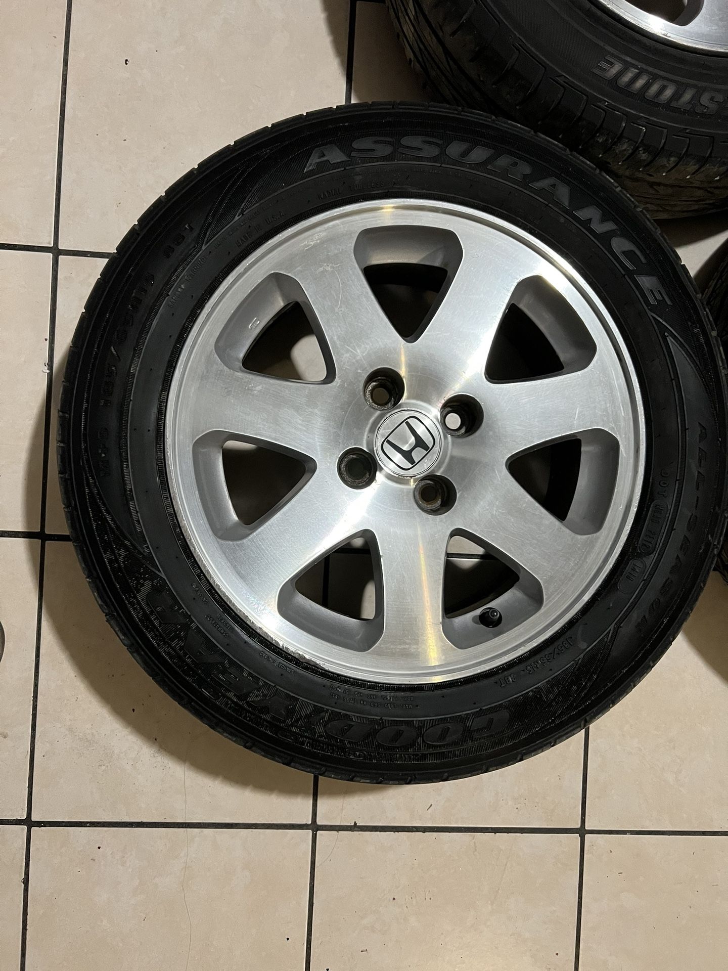 Honda Civic Si wheels & Tires for Sale in West Covina, CA OfferUp