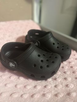 Toddler crocs c6