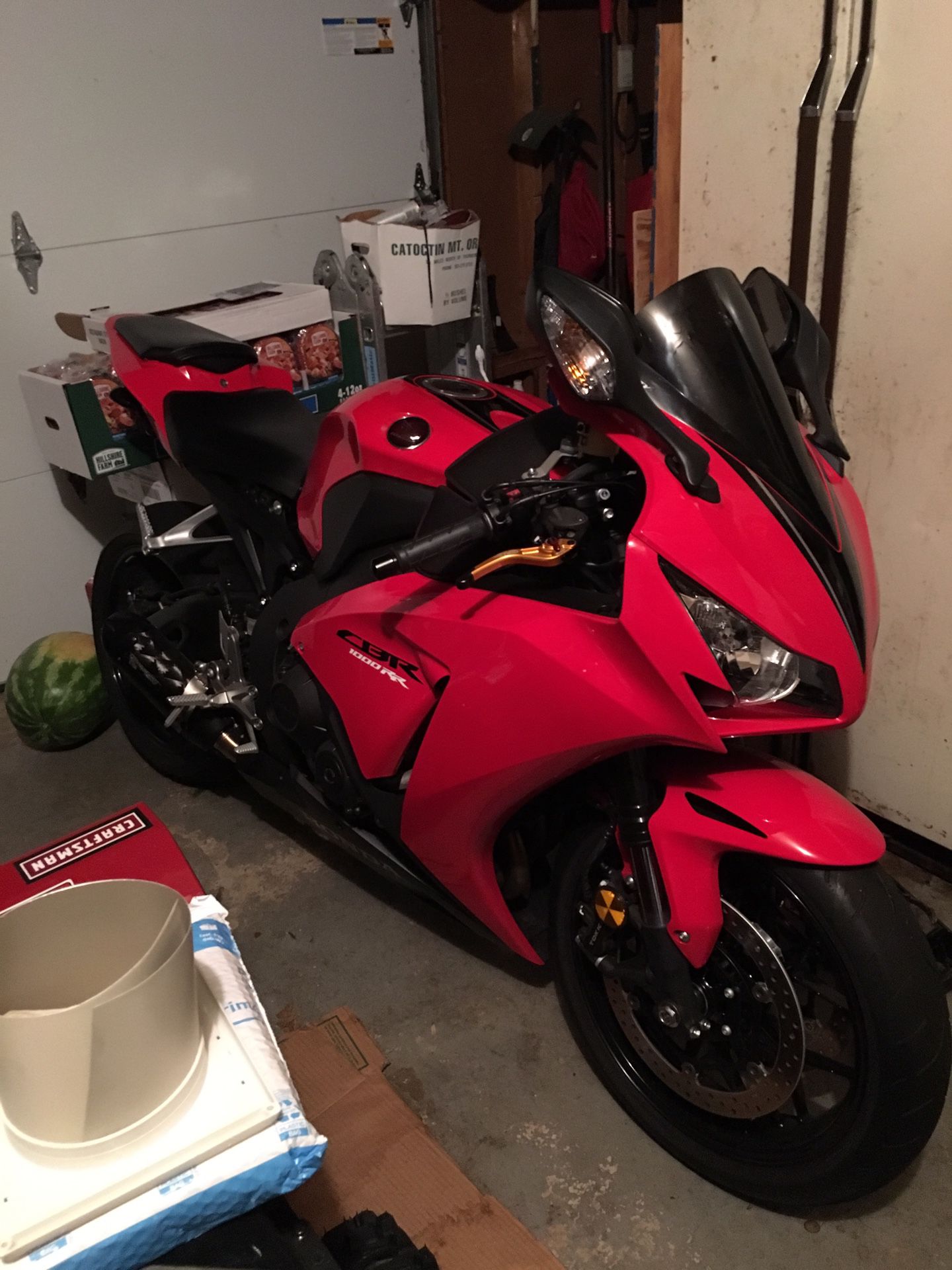 2015 Honda CBR 1000 RR (Like almost new, Great condition, Low miles)