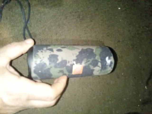 T A G Bluetooth Speaker