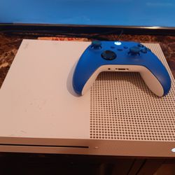 Xbox One With Control $125