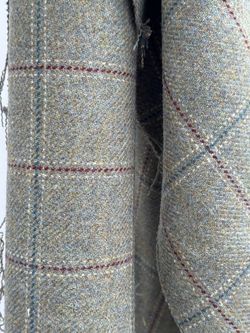 3 Yards Johnstons of Elgin 100% Wool Estate Tweed Designer Fabric - Made in Scotland Vintage Plaid Suiting