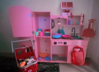 PLAY KITCHEN TOYS