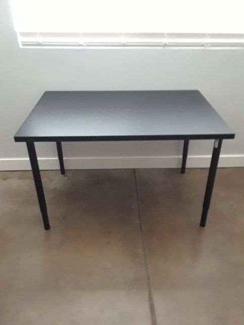 IKEA Table / Desk 47W X 31.5D Inches Adjustable Height