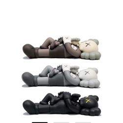 KAWS Holiday Singapore Vinyl Figure Set Black Brown Grey Limited Toy Model Silver Gold Collectibles Street Fine Art Print Paint