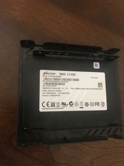 M600 256 GB SSD in Storage Bay bracket