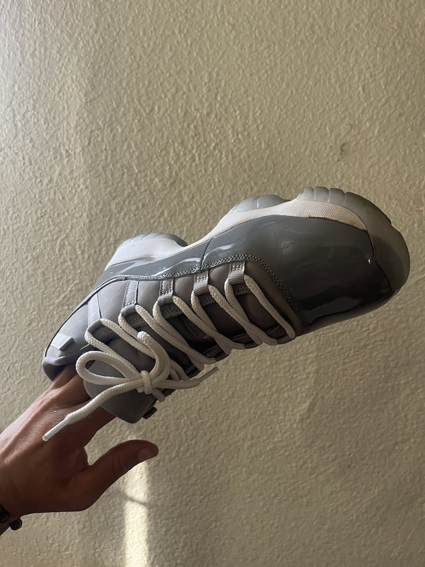 Jordan cool grey 11’s Size 12