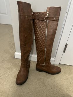 Brown Boots Size 7
