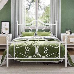 Queen Size Metal Platform Bed Frame with Vintage Butterfly Pattern Headboard & Footboard, White