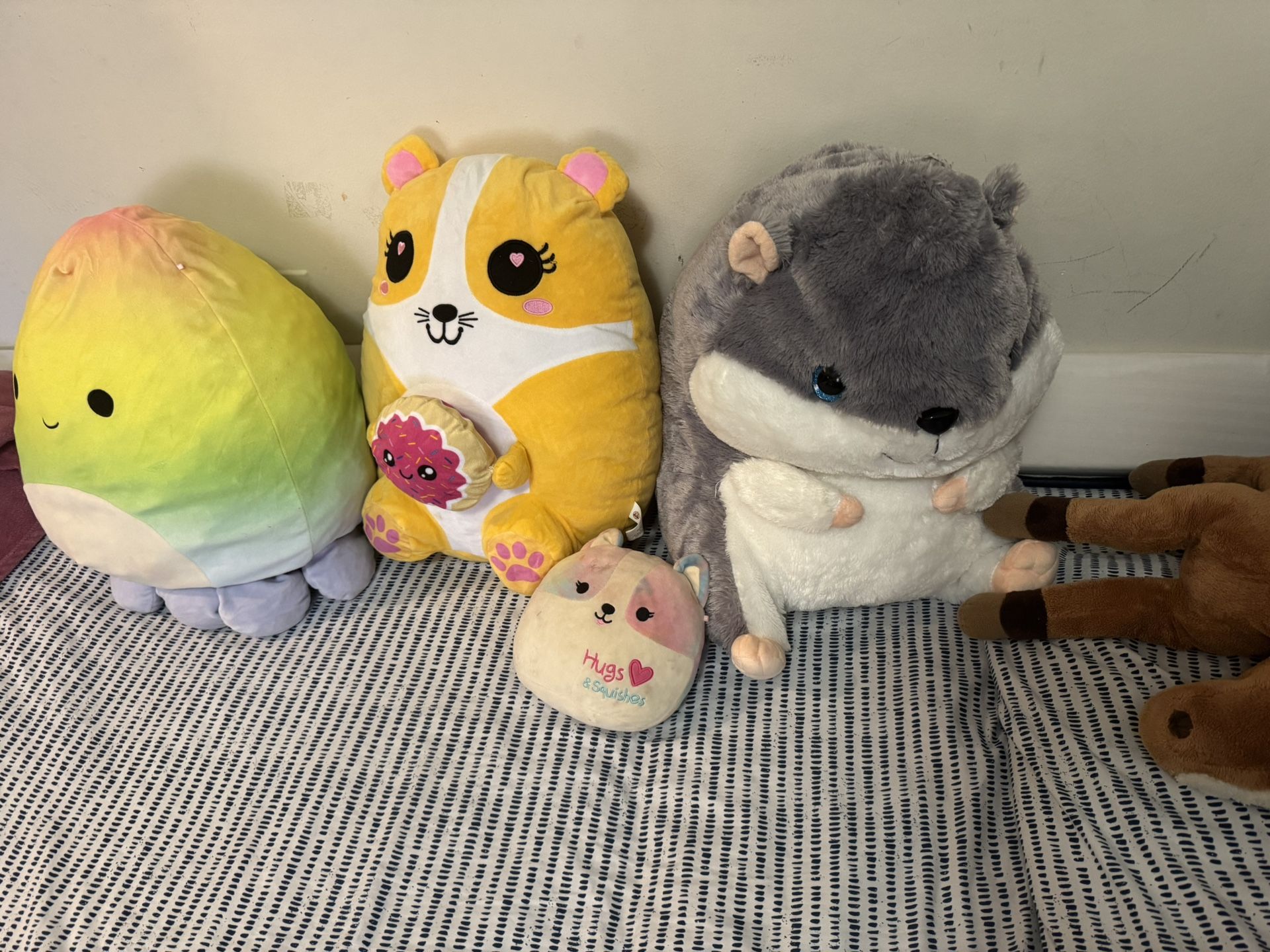Plushie/stuff Toys