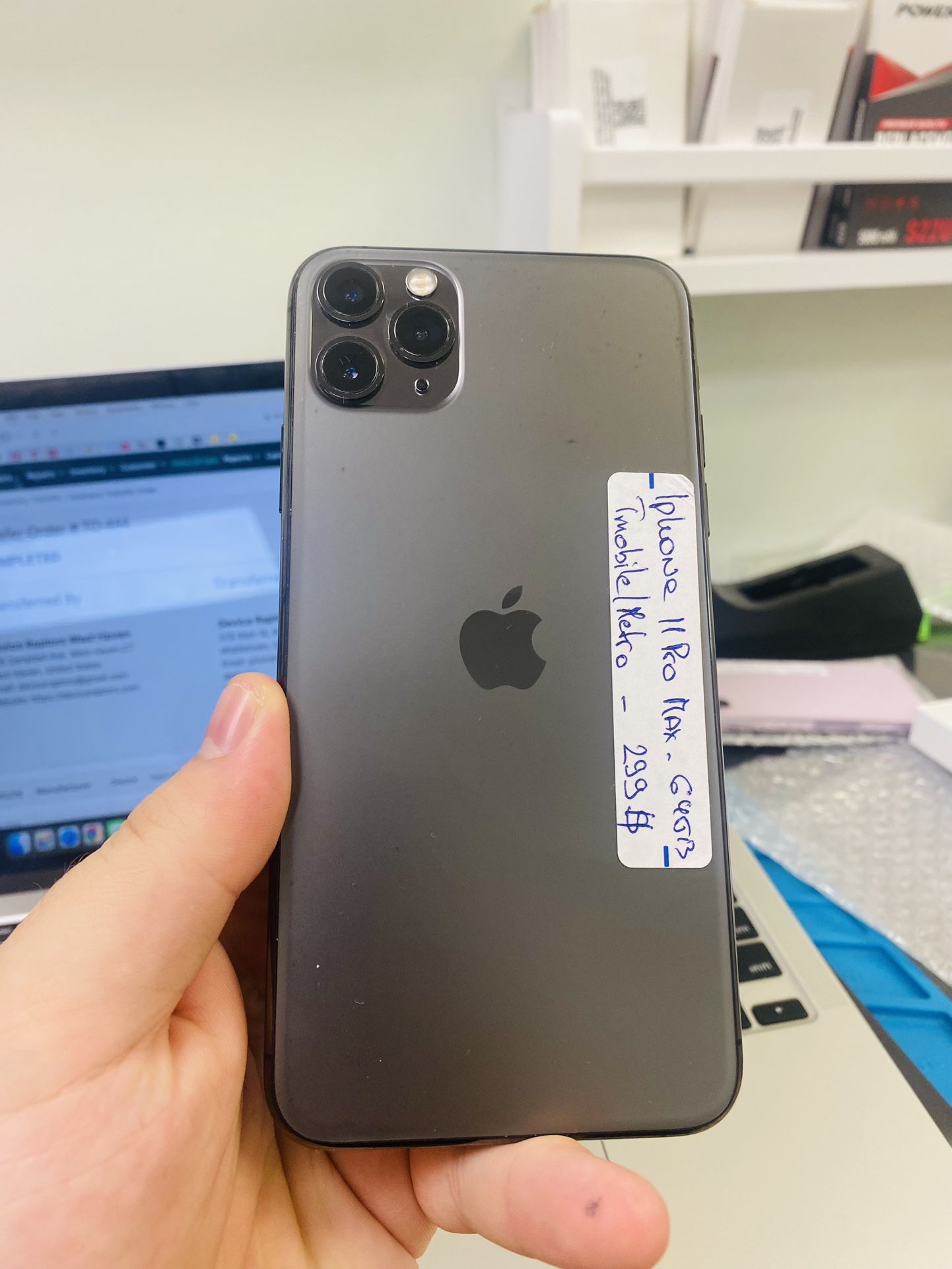 Apple iPhone 11 Pro Max