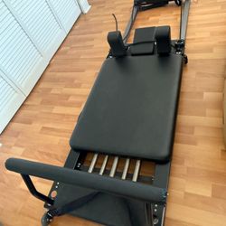 Pilates Reformer Bed