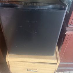 Hisense Little Fridge