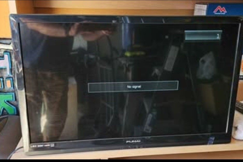 32" TV/Monitor