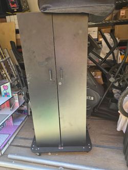 Hausmann multipurpose weight rack with storage