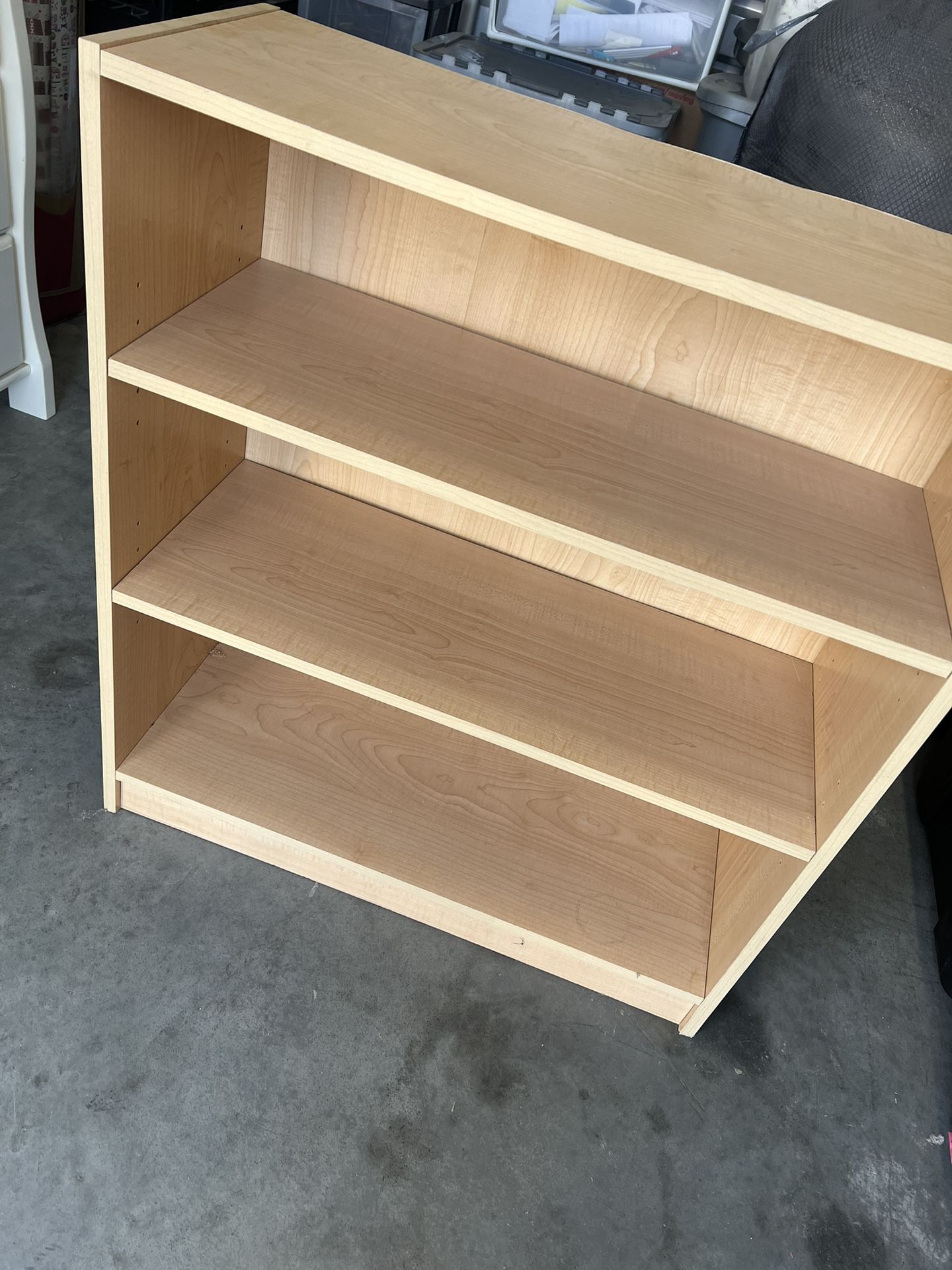 Bookshelve